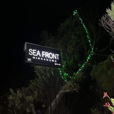 Sea Front Hikkaduwa Hotel Buitenkant foto